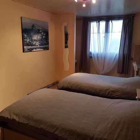 Hotel De La Gare, Vendlincourt Kültér fotó